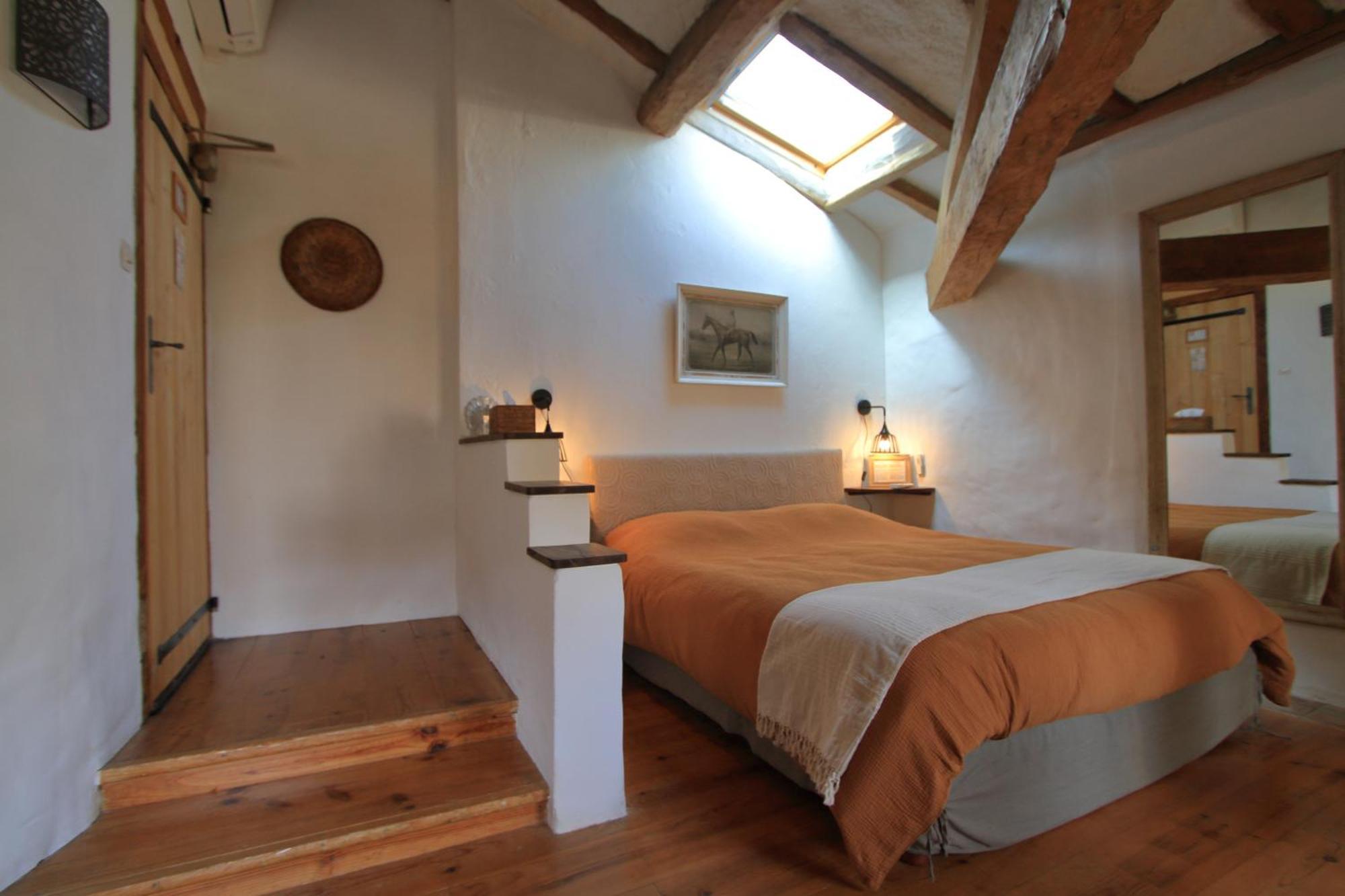 Bed and Breakfast Cuq En Terrasses Cuq-Toulza Exterior foto